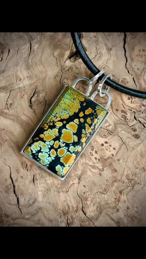 'High-end' turquoise pendant