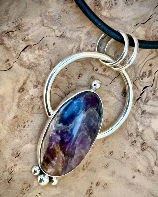 Chevron amethyst pendant