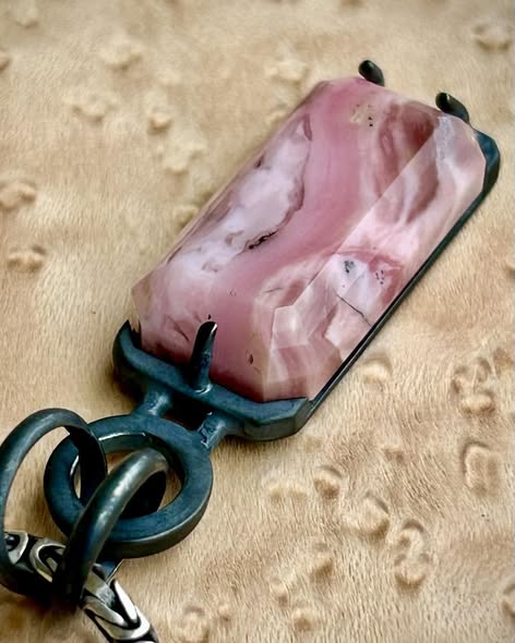 Peruvian pink opal pendant, emerald cut view 3