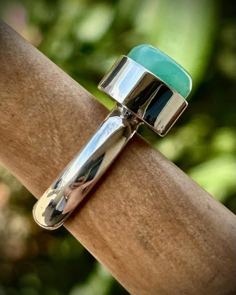 Chrysoprase ring, contemporary setting view 3