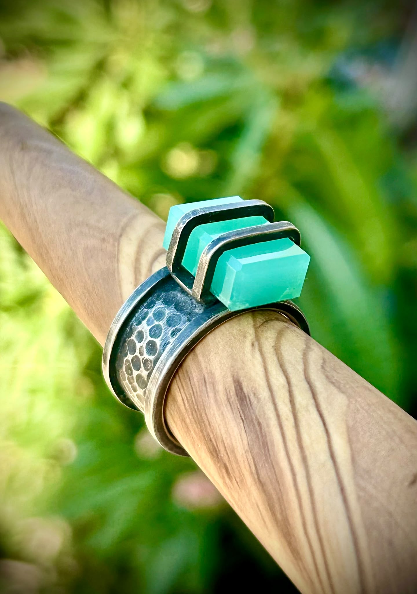 Australian apple green chrysoprase